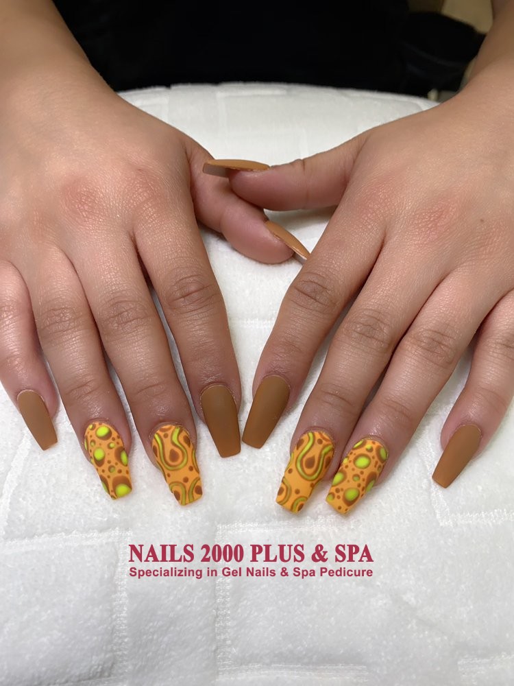 Nails 2000 Plus in Carlsbad, CA 92009